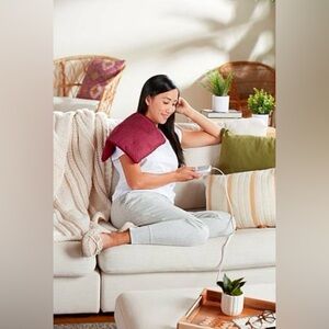 Homedics 12" x 15" Weighted Heating Pad